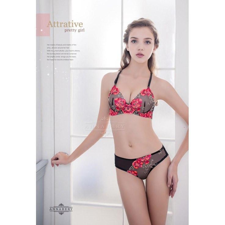 Annaberry - Luxury Love Beauty Back No Pad Rims Underwear Bra Set NA16040053 (Black) - Lingerie Set Durio.sg