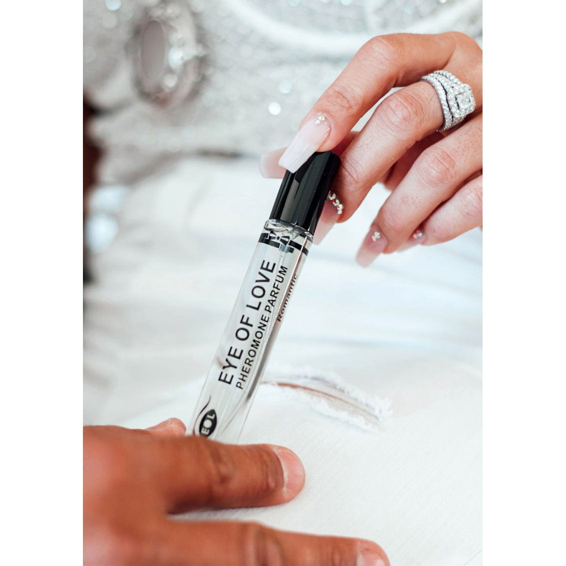 Eye of Love - Romantic Pheromone Cologne Spray For Him Travel Size 10ml - Pheromones Durio.sg