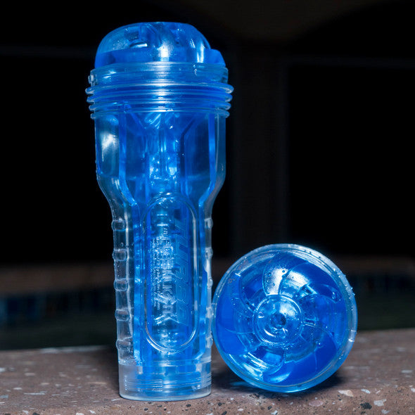 Fleshlight - Turbo Thrust Blue Ice Masturbator (Blue) - Masturbator Mouth (Non Vibration) Durio.sg