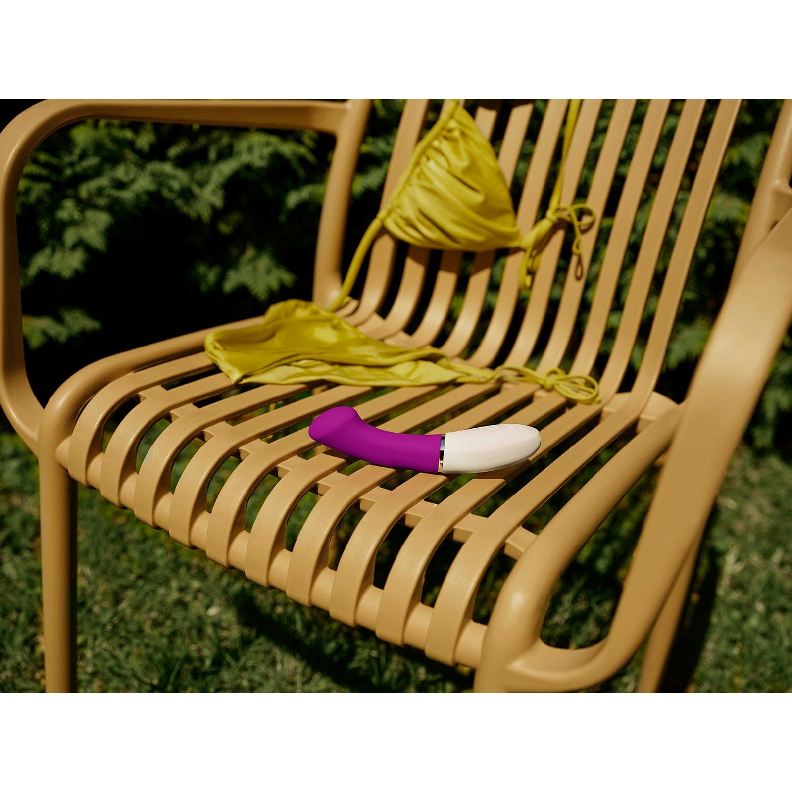 LELO - Gigi 3 G Spot Vibrator CherryAffairs