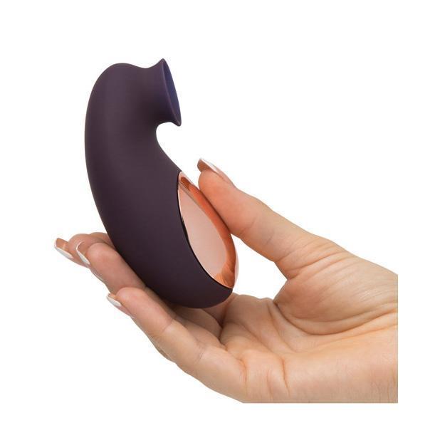 Fifty Shades Freed - Sweet Release Rechargeable Clitoral Suction Stimulator (Grey) -  G Spot Dildo (Vibration) Rechargeable  Durio.sg