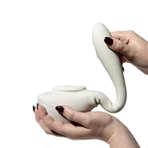 Lora DiCarlo - Ose 2 Premium Robotic Massager (White) -  Clit Massager (Vibration) Rechargeable  Durio.sg