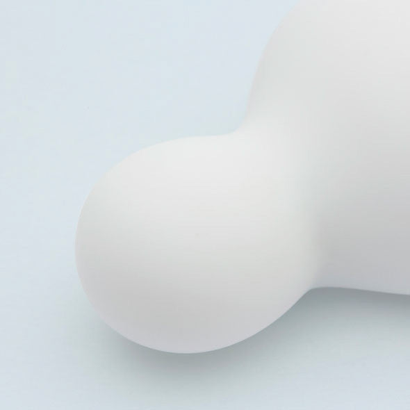 Tenga - Iroha Yuki Clit Massager -  Clit Massager (Vibration) Rechargeable  Durio.sg